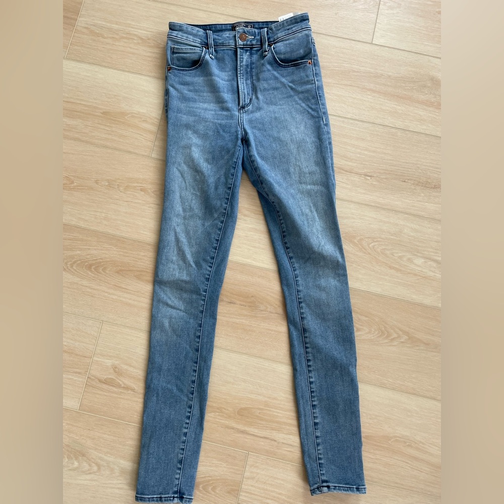 Abercrombie & Fitch Simone High Rise Super Skinny Jeans